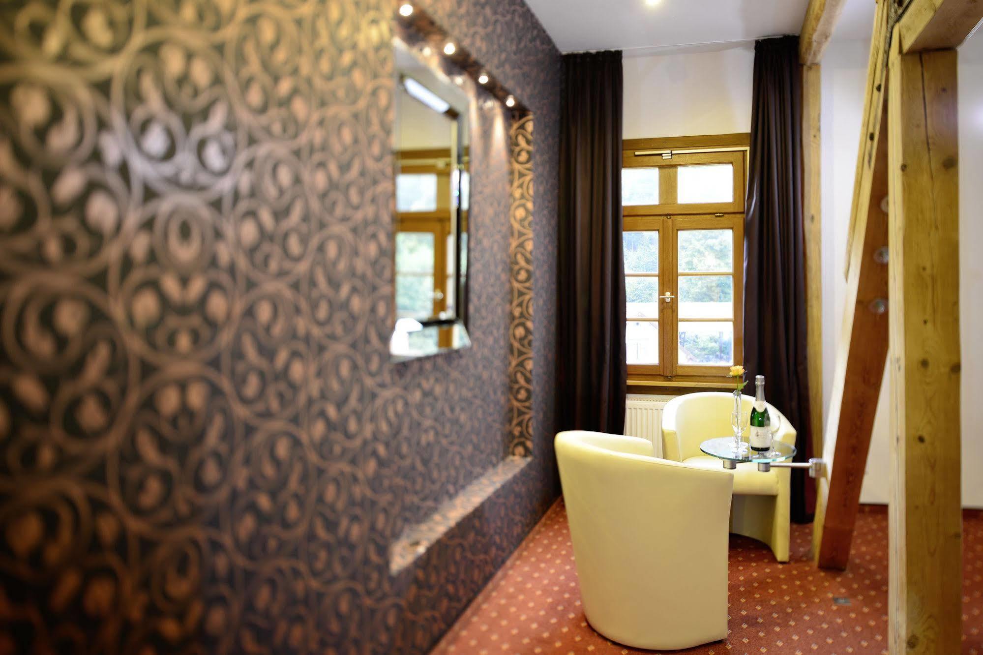 Hotel Landgasthof Koenig Von Preussen 마르스첼 외부 사진